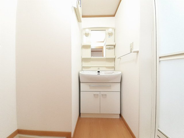 ル・オマージュⅢの洗面所|洗面所です