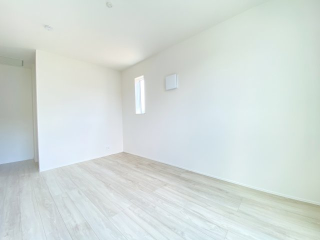 『八王子市新築戸建て』八王子市川口町893【仲介手数料無料】　２４ー１期の洋室|～仲介手数料無料☆八王子ひなた不動産～　八王子市川口町　新築戸建て