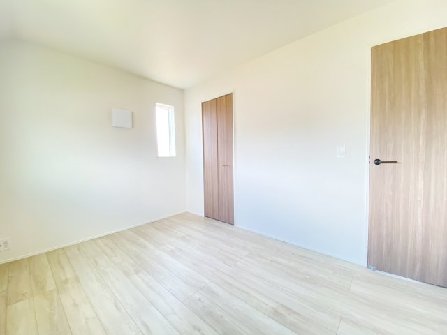 『八王子市新築戸建て』八王子市川口町893【仲介手数料無料】　２４ー１期の洋室|～仲介手数料無料☆八王子ひなた不動産～　八王子市川口町　新築戸建て