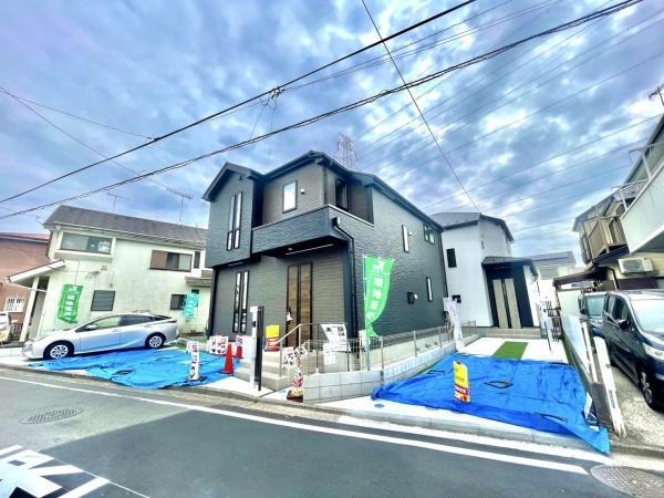 横浜市瀬谷区阿久和東３丁目の新築一戸建の前面道路含む現地写真|広々とした前面道路！
駐車も楽に行えます。