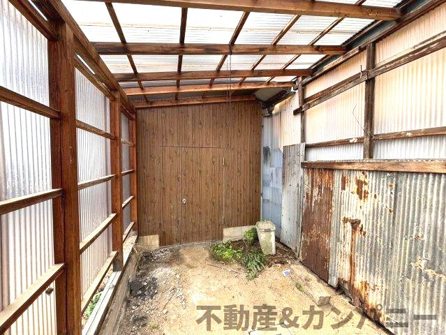 旭町中古戸建のその他|1階倉庫