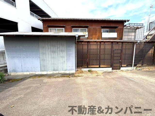 旭町中古戸建の駐車場|駐車場があります