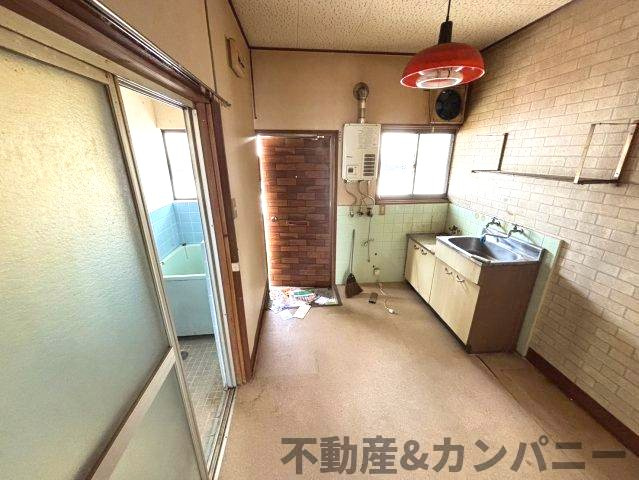 旭町中古戸建のキッチン|2階の１Rのお部屋です。キッチンです