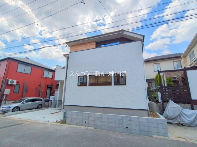 KIS梅森台1期の外観