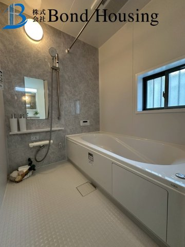 閑静な住環境　桃山台6丁目　新築2区画　1号棟の浴室