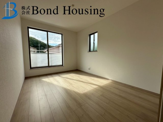 閑静な住環境　桃山台6丁目　新築2区画　1号棟の子供部屋