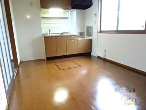 ソレイユ津高の居間・リビング|ダイニング