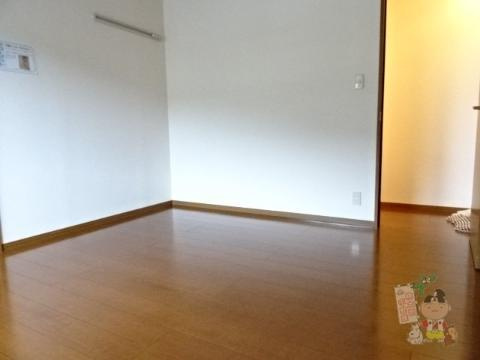 ソレイユ津高の居間・リビング|洋室