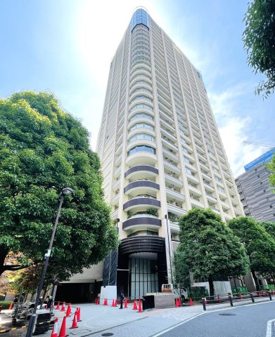 パークコート虎ノ門愛宕タワーの外観