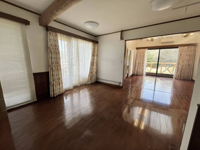 【居間・リビング】 | 湯布院売別荘