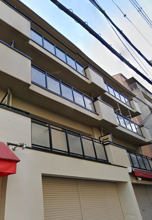 茨木市双葉町の店舗一部の外観