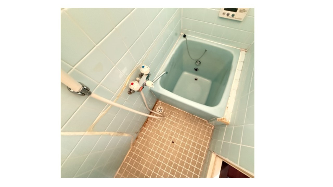 神戸市長田区高取山町1丁目　収益アパートの浴室