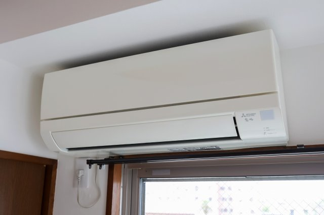 トーヨーハイツの設備|リビング横6帖洋室　エアコン