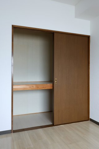 トーヨーハイツの収納|北側6帖洋室　収納