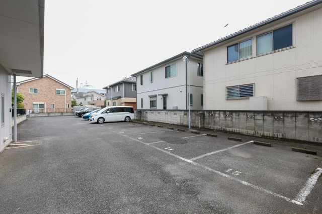 トーヨーハイツの駐車場|駐車場1台無料です
