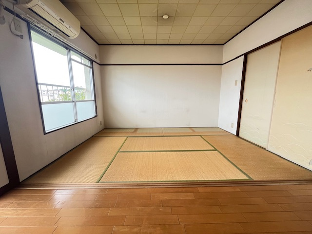 公団狭山住宅8号棟の居間・リビング