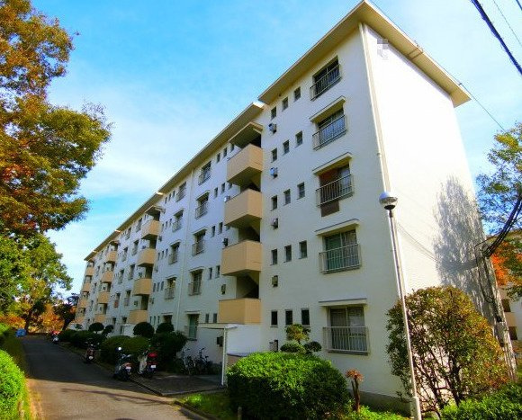 公団狭山住宅8号棟