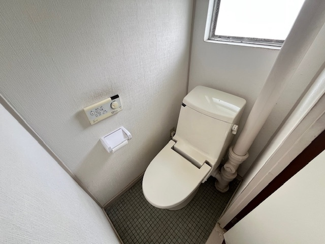 公団狭山住宅8号棟のトイレ