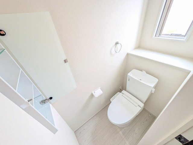 八王子市　北野台　新築一戸建て　９期のトイレ|～暖房温水洗浄機能付きトイレ　冬場は特に嬉しい機能ですね～