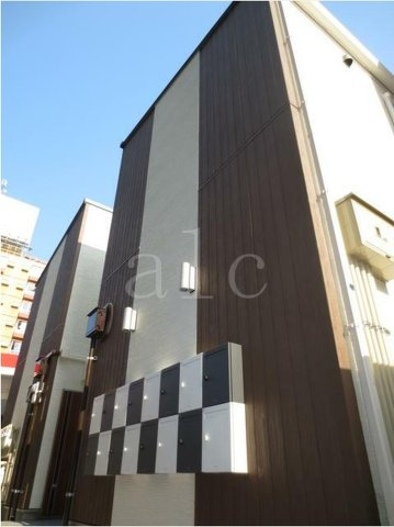 世田谷区上北沢４丁目のアパート