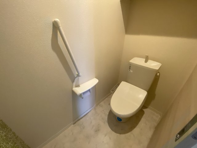 メゾンカンヌのトイレ