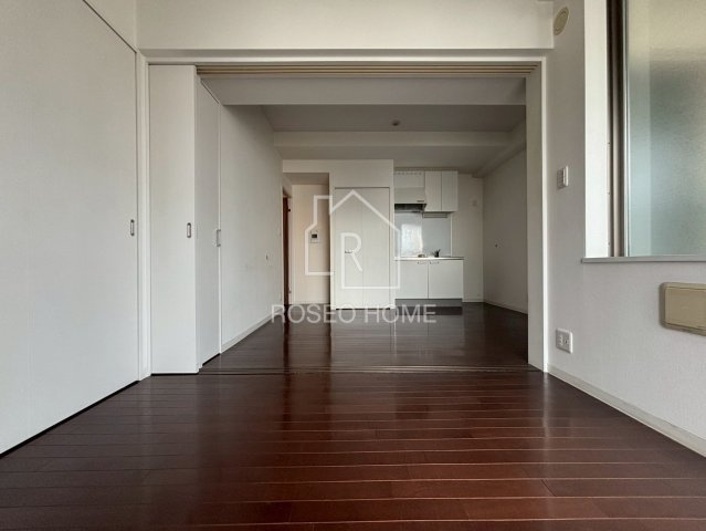 マジェスティ天満橋の居間・リビング