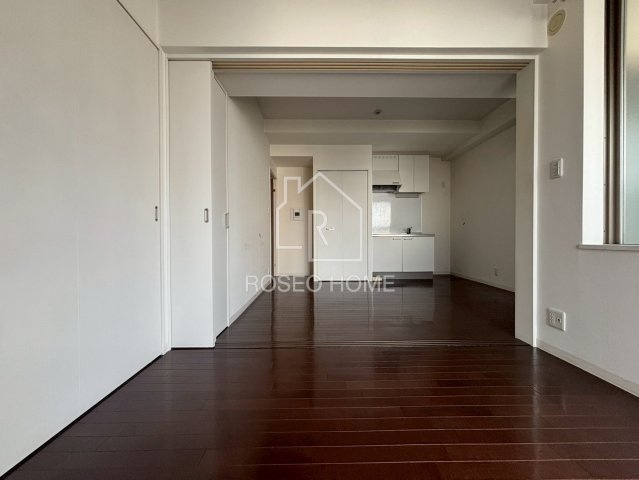 マジェスティ天満橋の居間・リビング