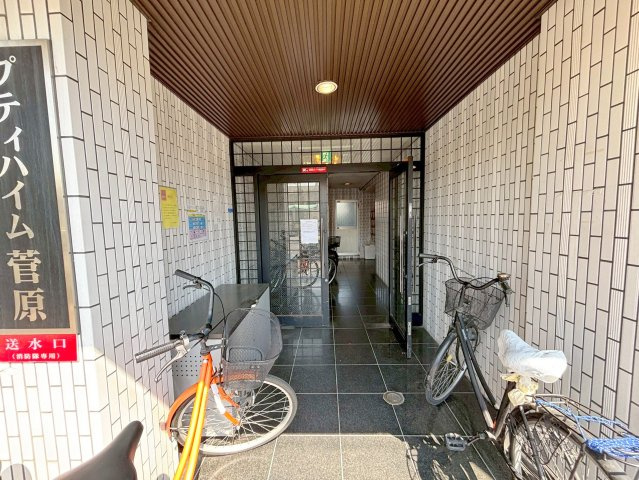 プティハイム菅原のロビー