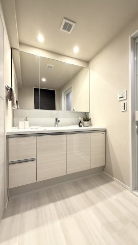 THE TOKYO TOWERS SEA TOWERの独立洗面台