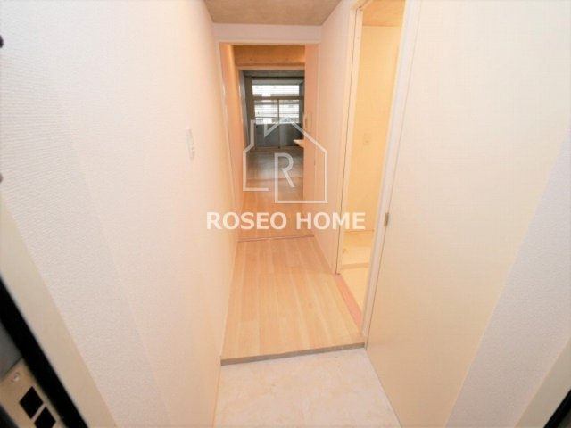 天満アパートメントの玄関