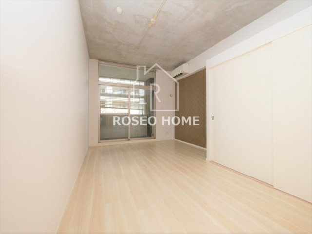 天満アパートメントの居間・リビング