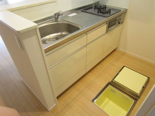 Ｍａｉｓｏｎ・Ｉのキッチン|1階ならではの床下収納