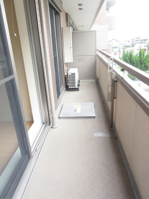 Ｓｕｎｎｙ ＨｅｉｍｓⅢのバルコニー|南西向き日当眺望良好なバルコニー