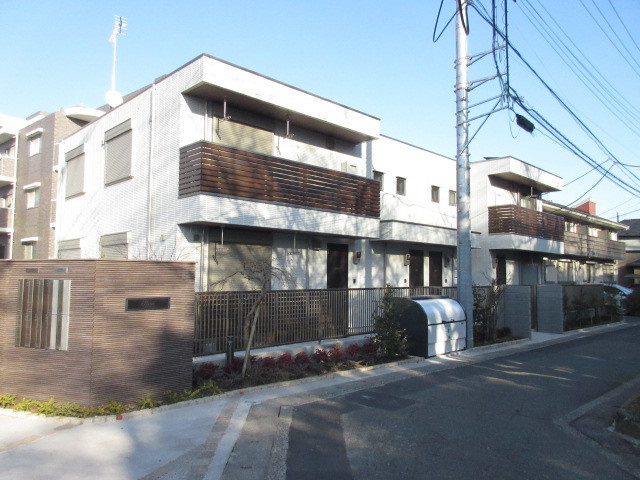 ＢＯＲＩＫＩ横浜みどり　A棟の外観|子育て共感賃貸住宅　「母力横浜みどり」