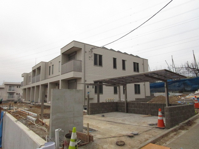 ＢＯＲＩＫＩさぎぬま　A棟のエントランス|築浅2020年2月完成　子育て共感賃貸住宅
