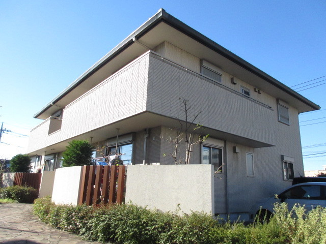 ＢＲＥＥＺＥ　ＣＯＵＲＴ　ＷＥＳＴ