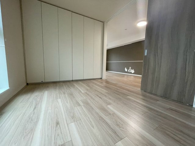 Ｌａ　Ｃｏｕｒ　Ｍｉｙａｋｏ　Ｅａｓｔ　の洋室