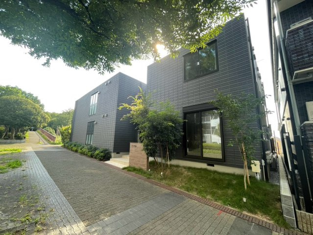 Ｌａ　Ｃｏｕｒ　Ｍｉｙａｋｏ　Ｅａｓｔ　のエントランス