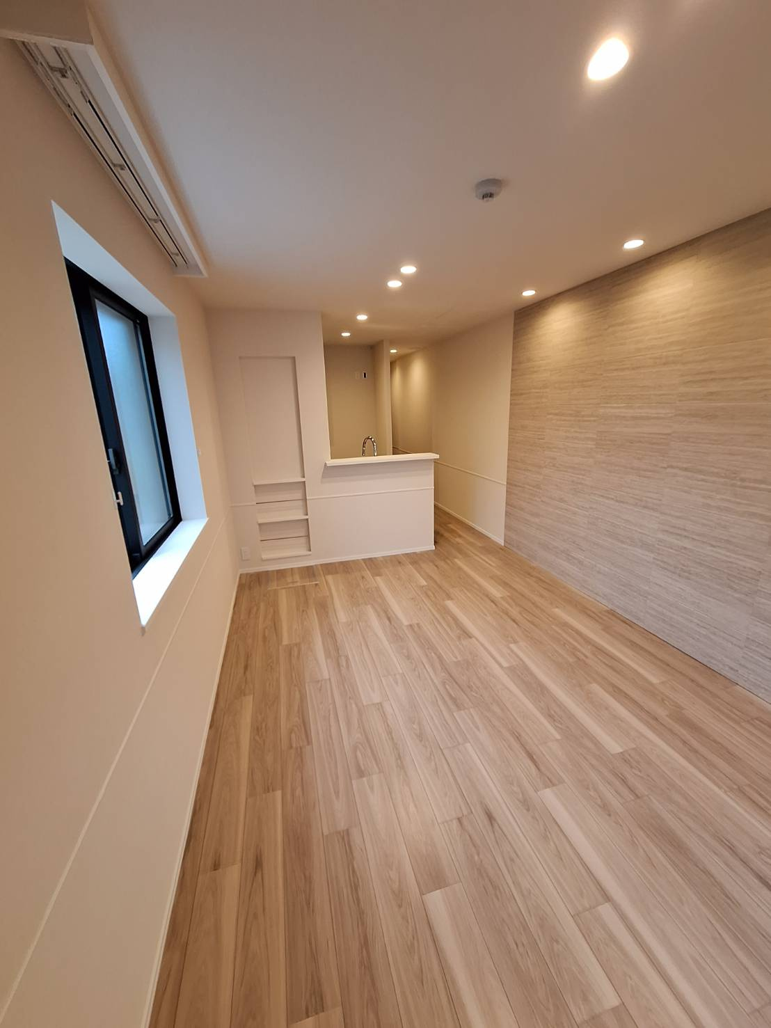 TWIN ROCKS　Nの居間・リビング