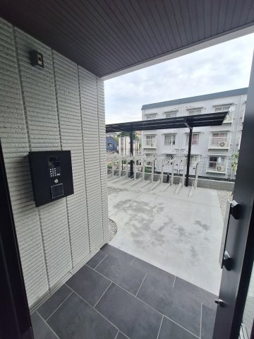 TWIN ROCKS　Nの駐車場