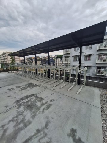 TWIN ROCKS　Nの駐車場