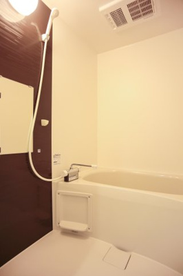 【浴室】 | Delica鳥栖 | お風呂で日々の疲れを落としましょう※写真は類似です