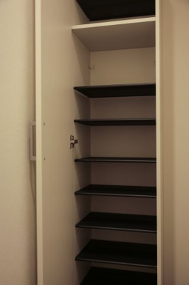 【玄関】 | Delica鳥栖 | シューズボックスが付いています※写真は類似です