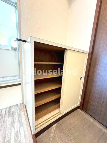 みきまちガーデンハイツの収納