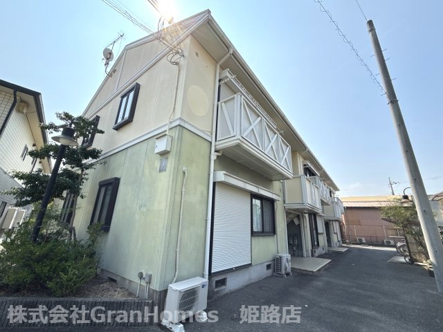 メモリーハイツの外観