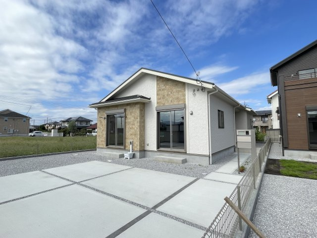 藤岡市下栗須（全3棟）1号棟の外観