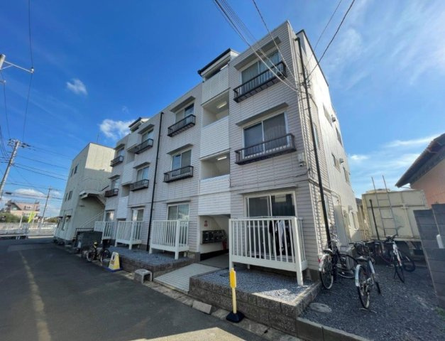 船橋市藤原１丁目の一棟マンションの外観
