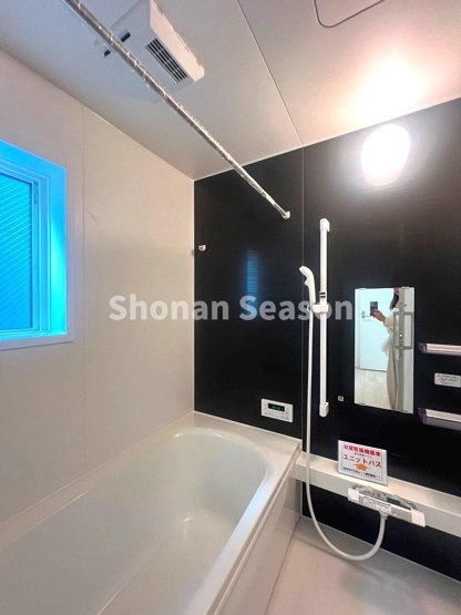 【浴室】 | 寒い冬でも浴室を暖めてくれる「浴室暖房乾燥機」付き！