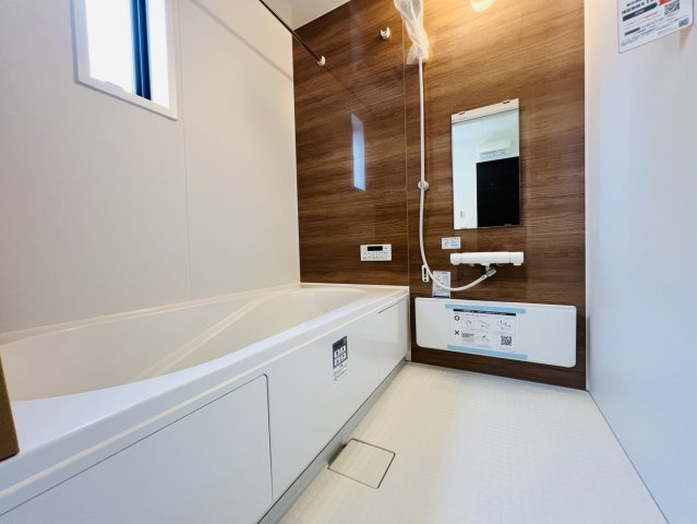 碧南市住吉町4丁目70-2『仲介手数料無料』新築戸建ての浴室