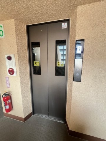 セザール第二三ノ輪のその他共用部分|６階もEVで楽ちん！